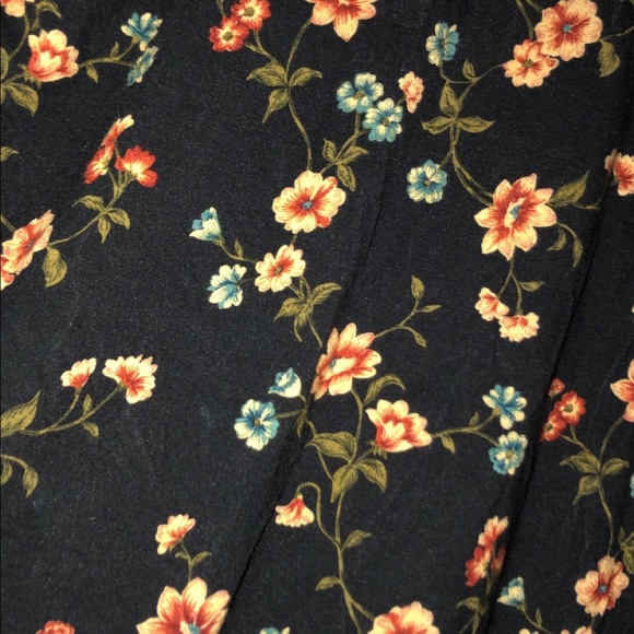 AE Soft & Sexy Cinch Front Long Sleeve T-Shirt - Picture 3 of 4